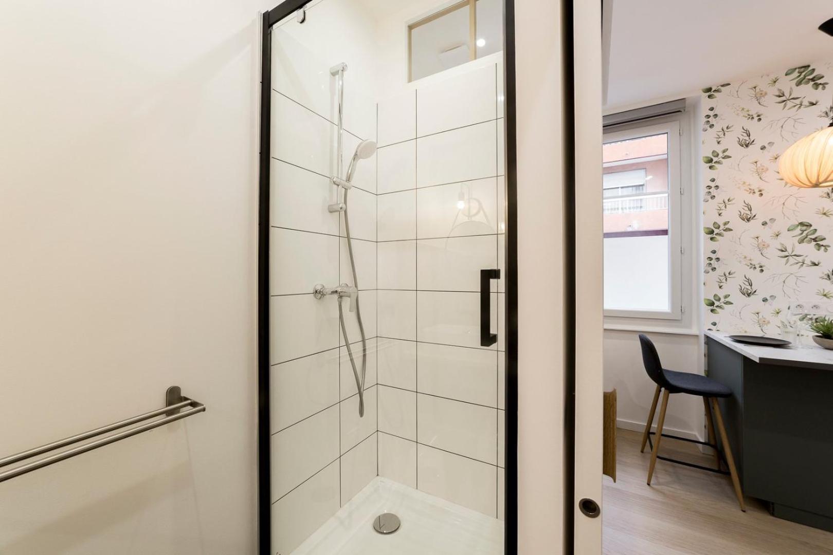 Studio - Proche Metro Ail Lyon Luaran gambar